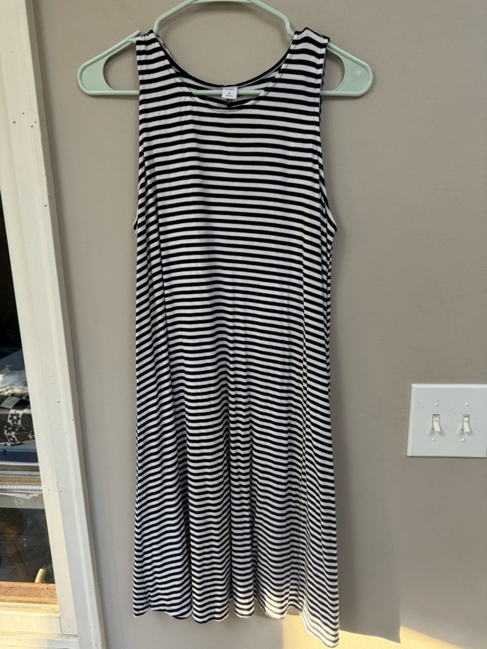 Old Navy Black & White Striped Sleeveless Tank Dress – Size M